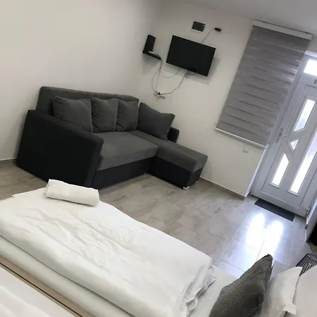 Csodaszarvas Vendeghaz 3* Nyiradony-Tamasipuszta