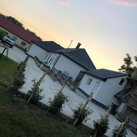 Guest house Csodaszarvas Vendeghaz Nyiradony-Tamasipuszta